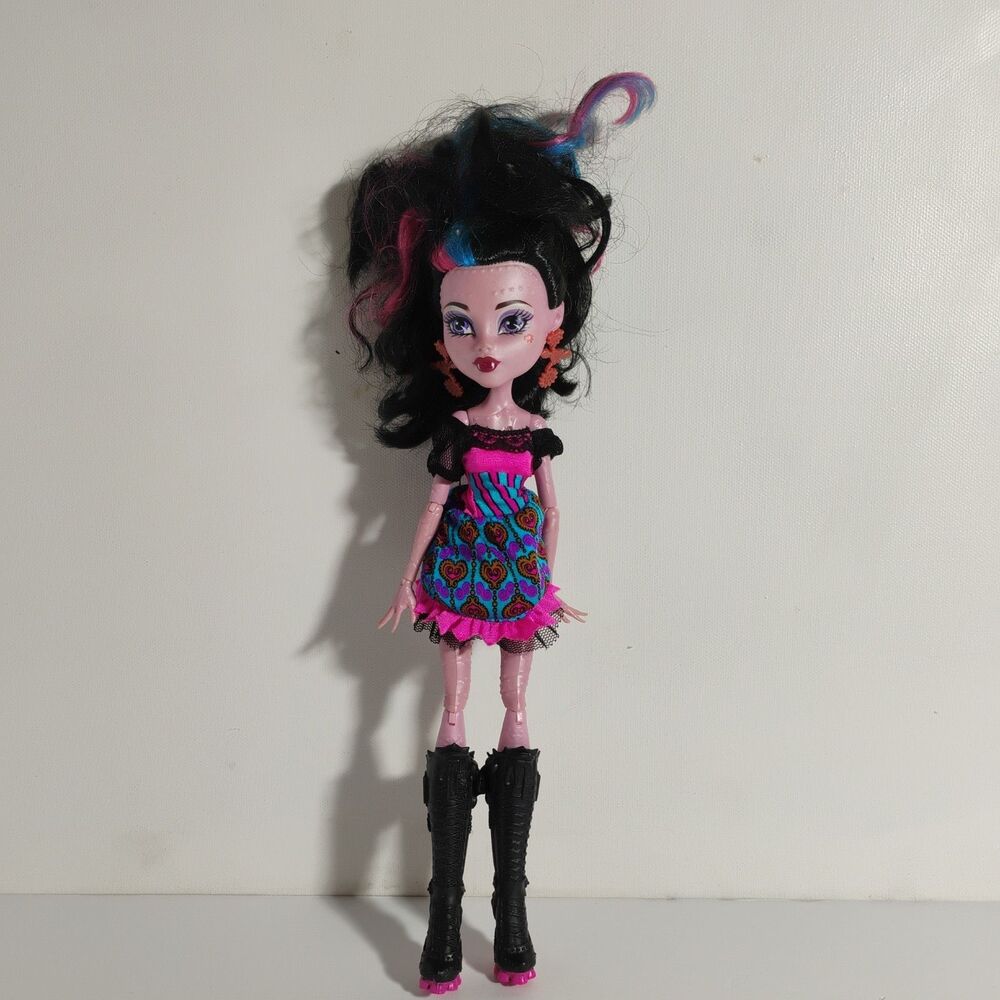 Monster High Doll Dracubecca Freaky Fusion Draculaura Robecca
